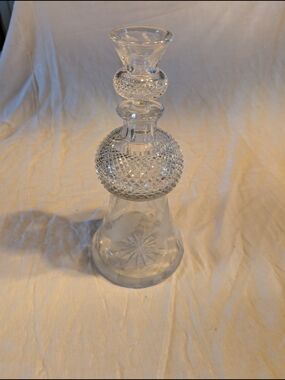 2/50$ Vintage Clear Cut Glass Decanter